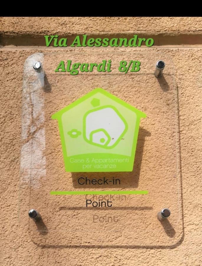 Farolfi Apartments Carracci Bologna Eksteriør billede